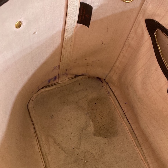 Authentic Louis Vuitton MM Neverfull - Picture 2 of 6